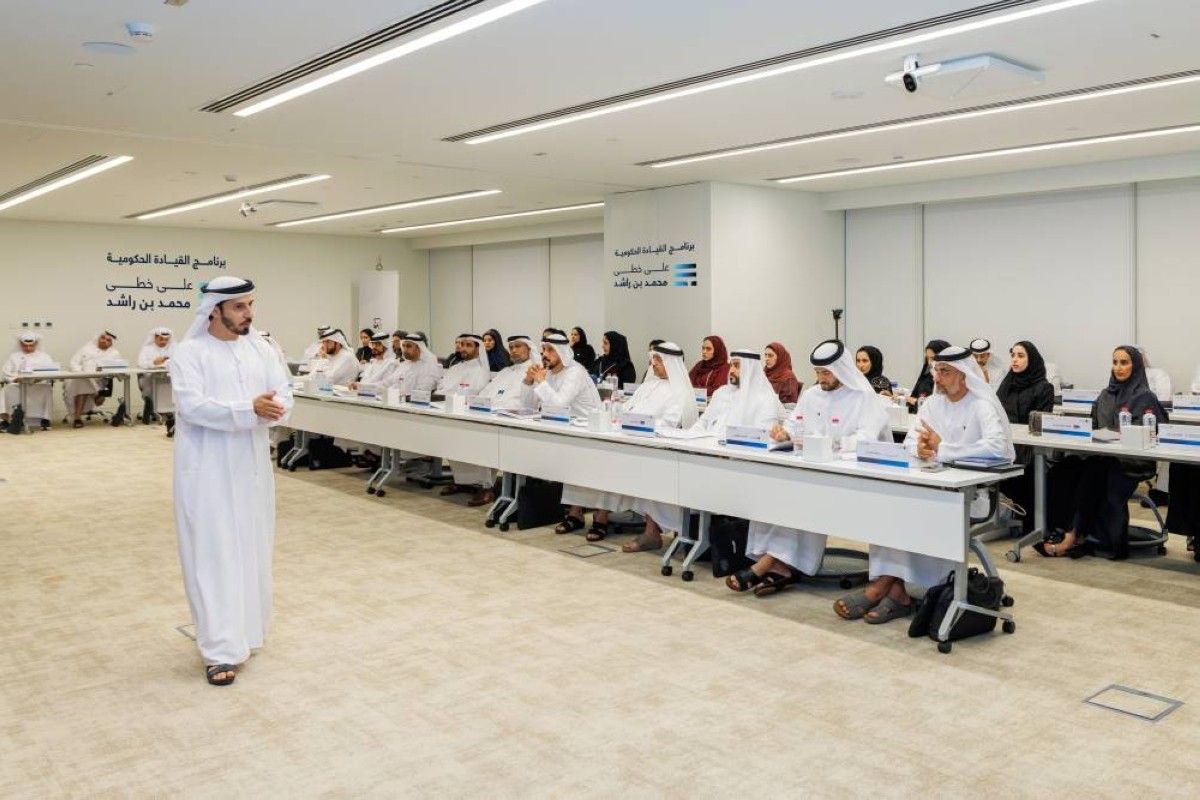 مخيم «القيادات الحكومية على خطى محمد بن راشد» نموذج لصناعة القادة