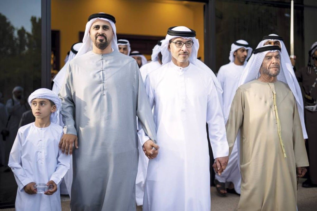 رئيس الدولة: الأسرة الصالحة تعزز تلاحم المجتمع