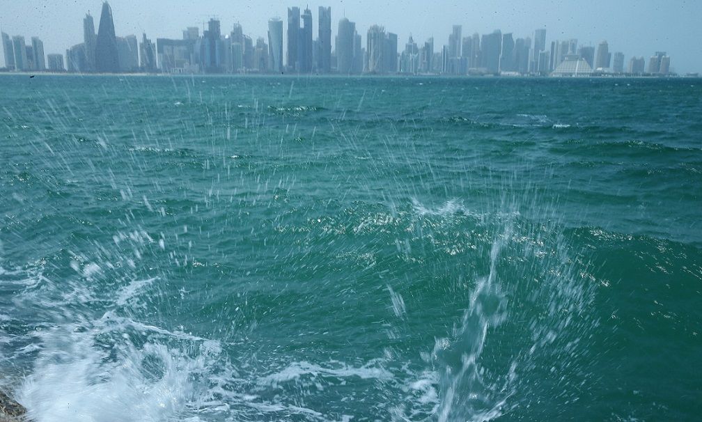 الأرصاد الجوية تحذر من رياح قوية على الساحل وفي عرض البحر الليلة