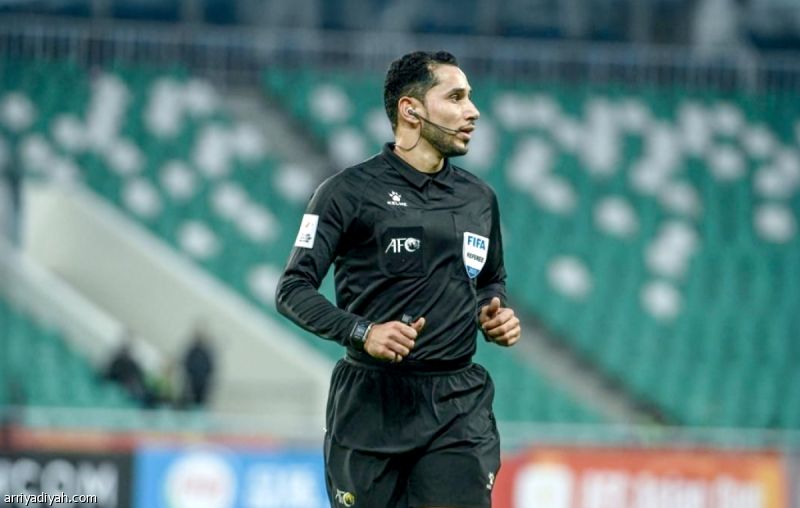 صافرة عمانية تضبط الشباب وزاخو