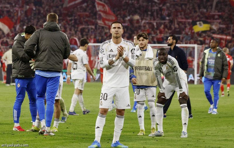 الريال يرفض ممر برشلونة الشرفي