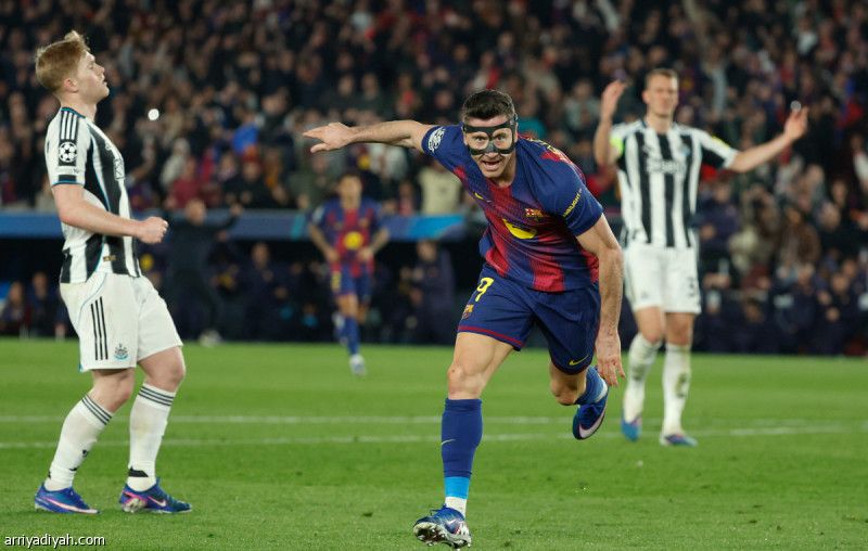 ليفاندوفسكي: لقب الدوري أهم من مستقبلي