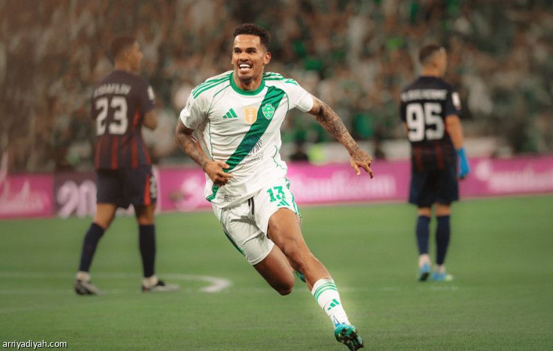 الأهلي يهزم النقص ويكتب التأهل الثالث إلى نصف النهائي