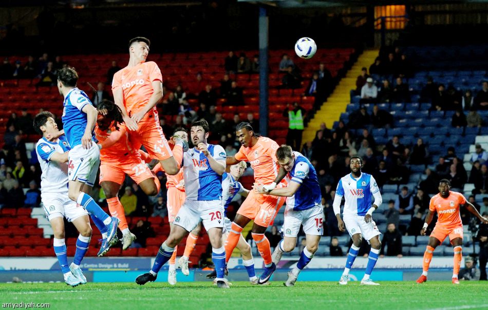 بعد 25 عاما.. كوفنتري يعود إلى الـ«بريميرليج»