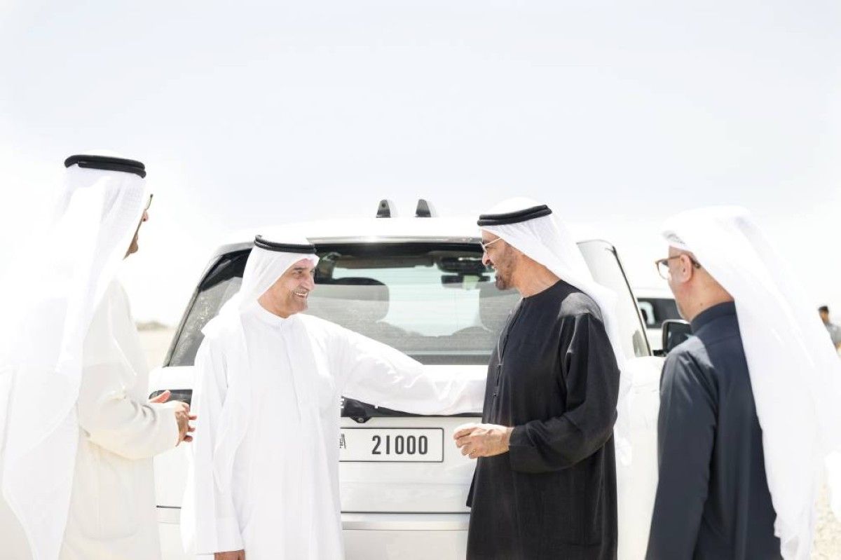 محمد بن زايد: المواطن محور خططنا التنموية