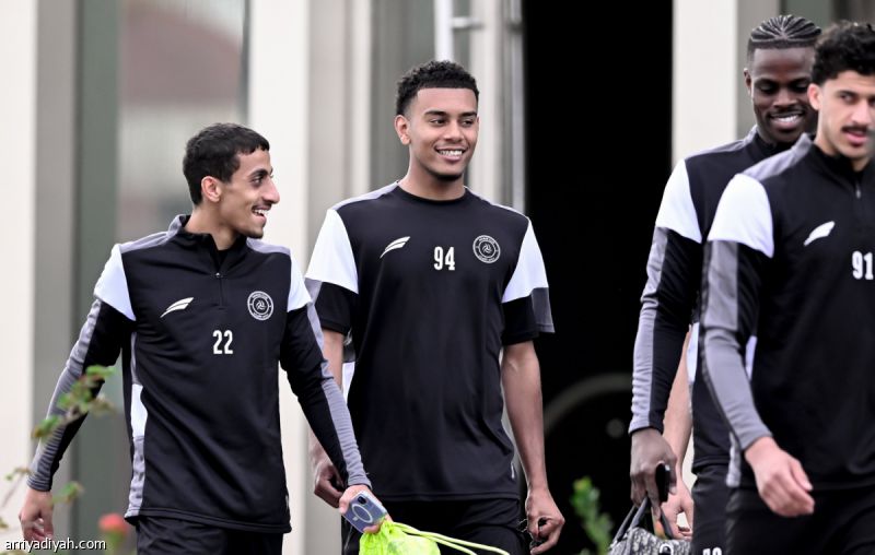 زكري يعيد براونيهل والهمامي