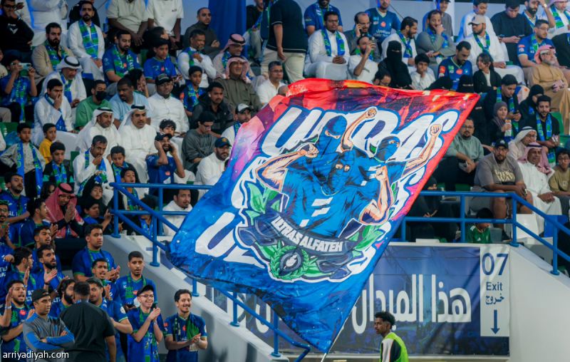 على خطى أندية عالمية.. الفتح يجمد الرقم 12