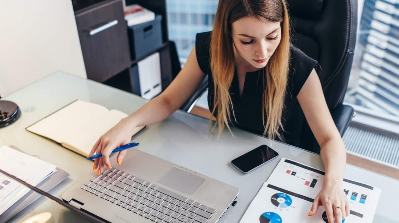 أفضل مواقع البحث عن وظائف في الخليج 2026