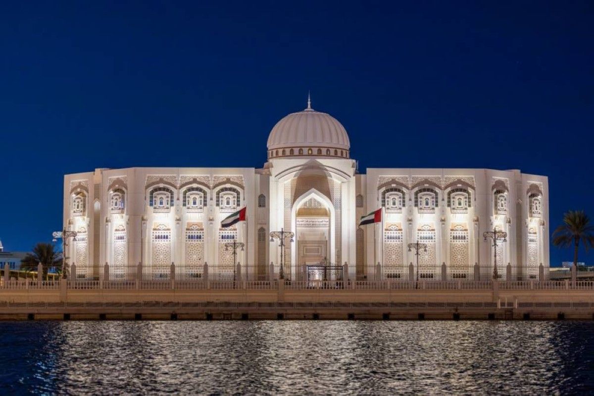 «كهرباء الشارقة» تطور أنظمة التحكم