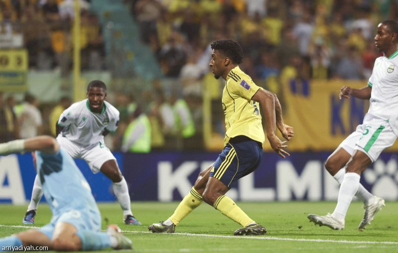 الآسيوية تمنح كومان أول «هاتريك»