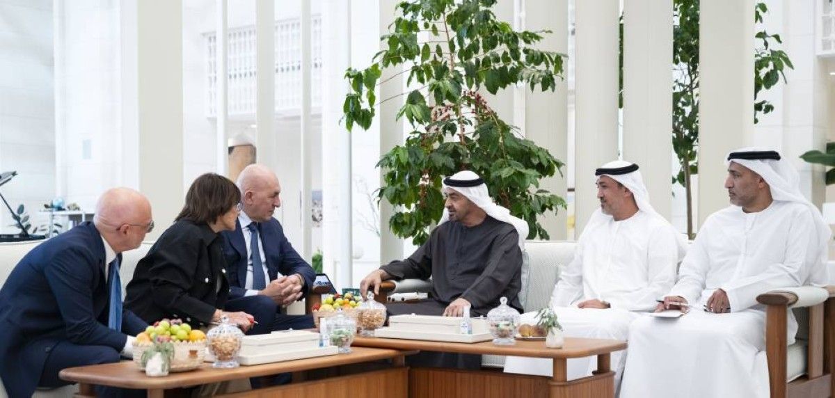 رئيس الدولة يبحث مع وزير الدفاع الإيطالي التعاون بين البلدين