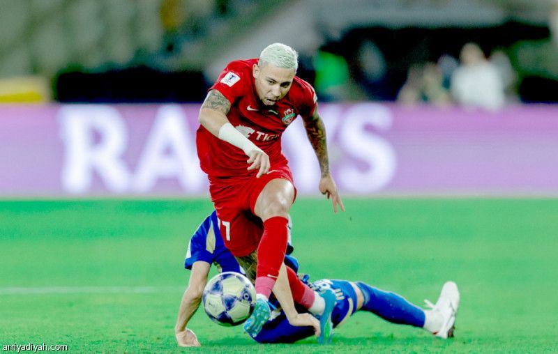 الاتحاد الإماراتي: نرفض القرار غير المنصف.. وندعم خطوات شباب الأهلي