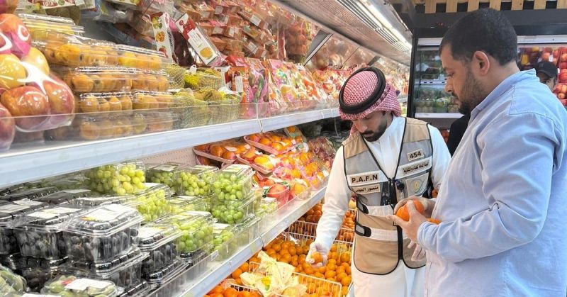 «الغذاء»: إتلاف 36540 كيلوغرام أغذية غير صالحة في محافظة مبارك الكبير