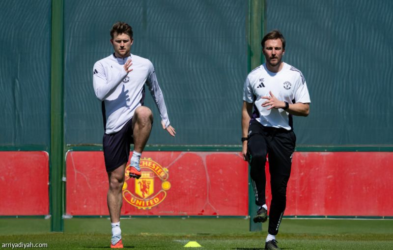 دي ليخت يكثف البرنامج التأهيلي