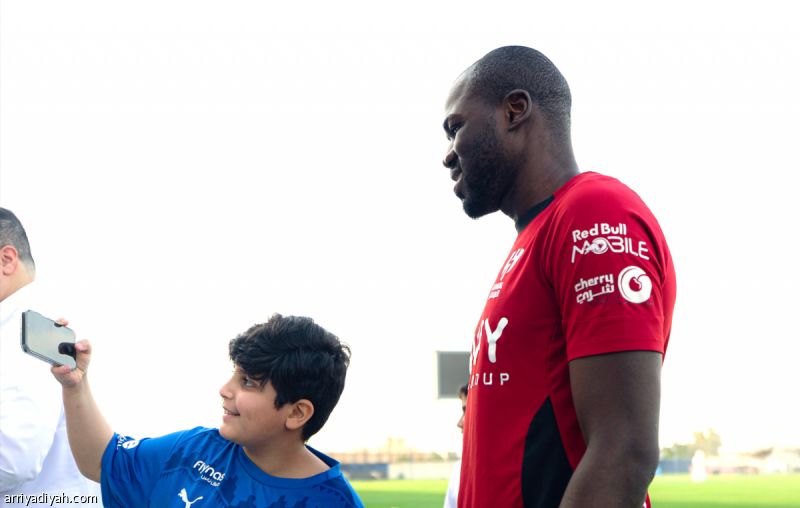 تقرير إسباني: كوليبالي لا يحتاج عملية