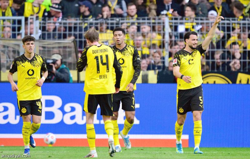 بن سبعيني يقود دورتموند إلى اكتساح فرايبورج