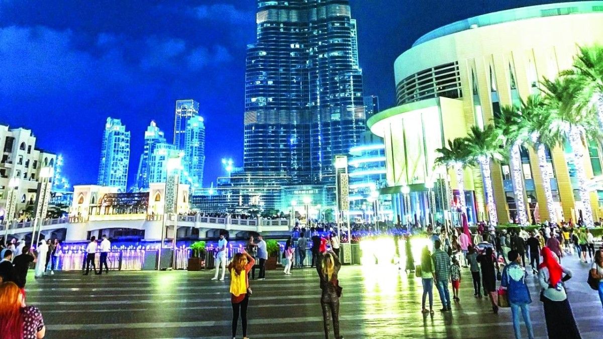 الإمارات تجتذب العالم.. قفزة في طلبات التأشيرات 30 % خلال أبريل