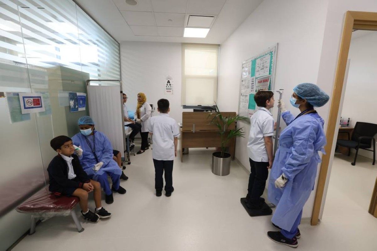 مدارس تطالب باستجابة أولياء الأمور لبرامج تطعيم الطلبة