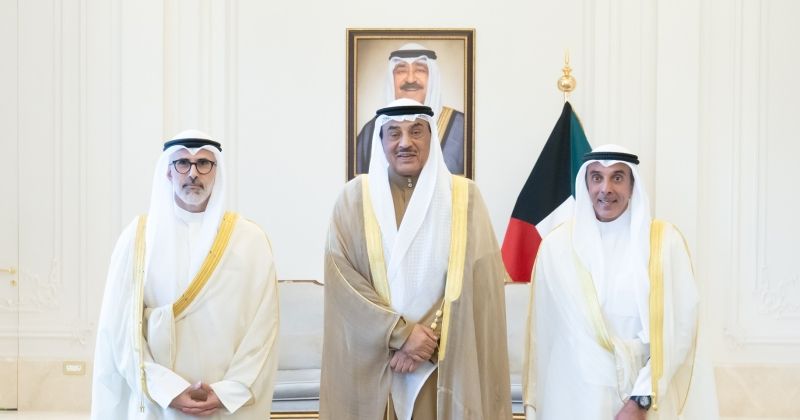 سمو ولي العهد يستقبل وزير الخارجية ونائبه بمناسبة تعيينه في منصبه الجديد