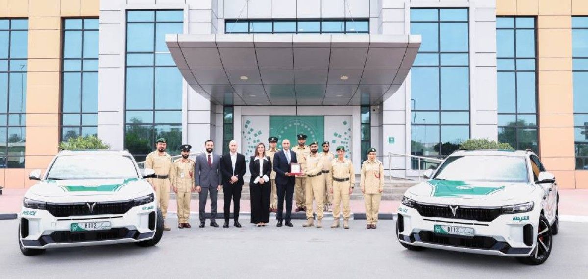 الكشف عن سيارة دوريات فاخرة في دبي