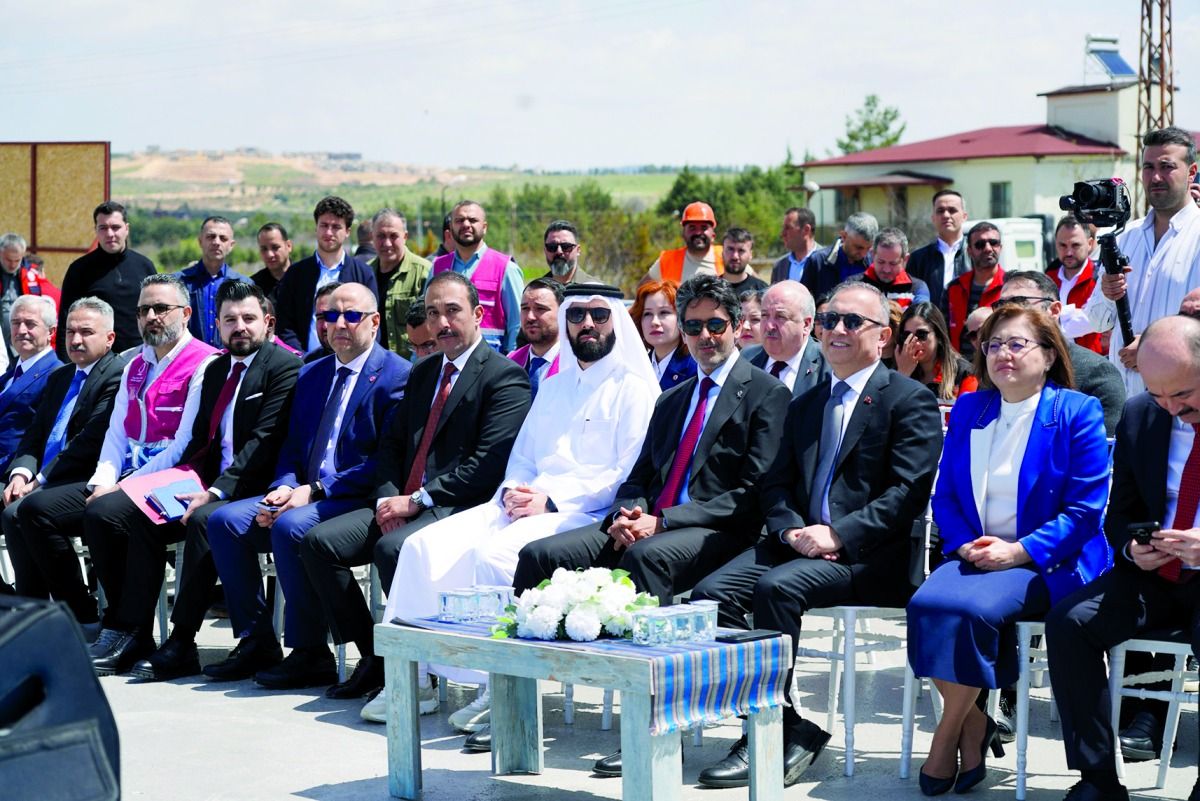 وحدات سكنية بمساحات متنوعة لإيواء 45 عائلة.. وضع أساس مشروع المركز الاجتماعي في غازي عنتاب بتركيا