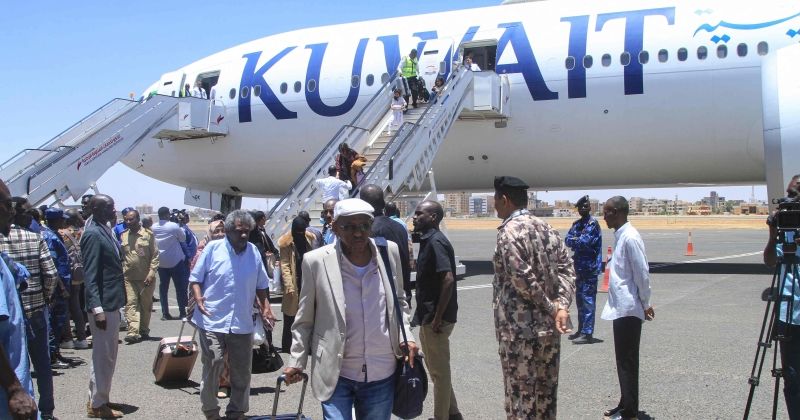 بعد توقّف 36 عاماً... «الكويتية» تستأنف رحلاتها إلى الخرطوم