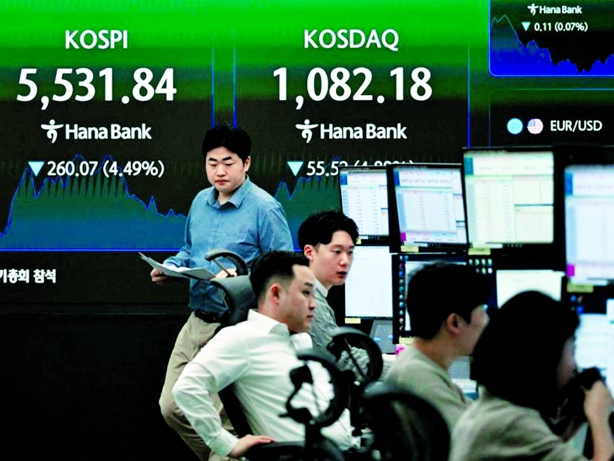 كوريا الجنوبية تزيح المملكة المتحدة لتصبح ثامن أكبر سوق للأسهم