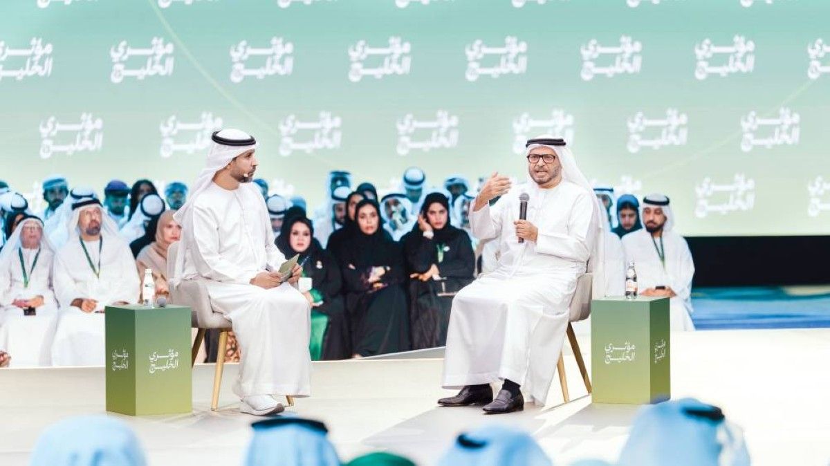 أنور قرقاش: إيران دولة عدوان.. والإمارات أكبر من الحرب