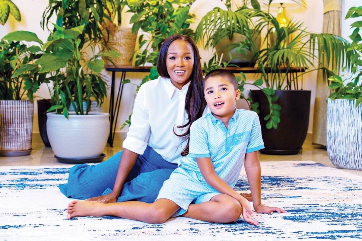 دبي تمنح «زاندر» فرصة للاندماج وتعيد الأمل لوالدته