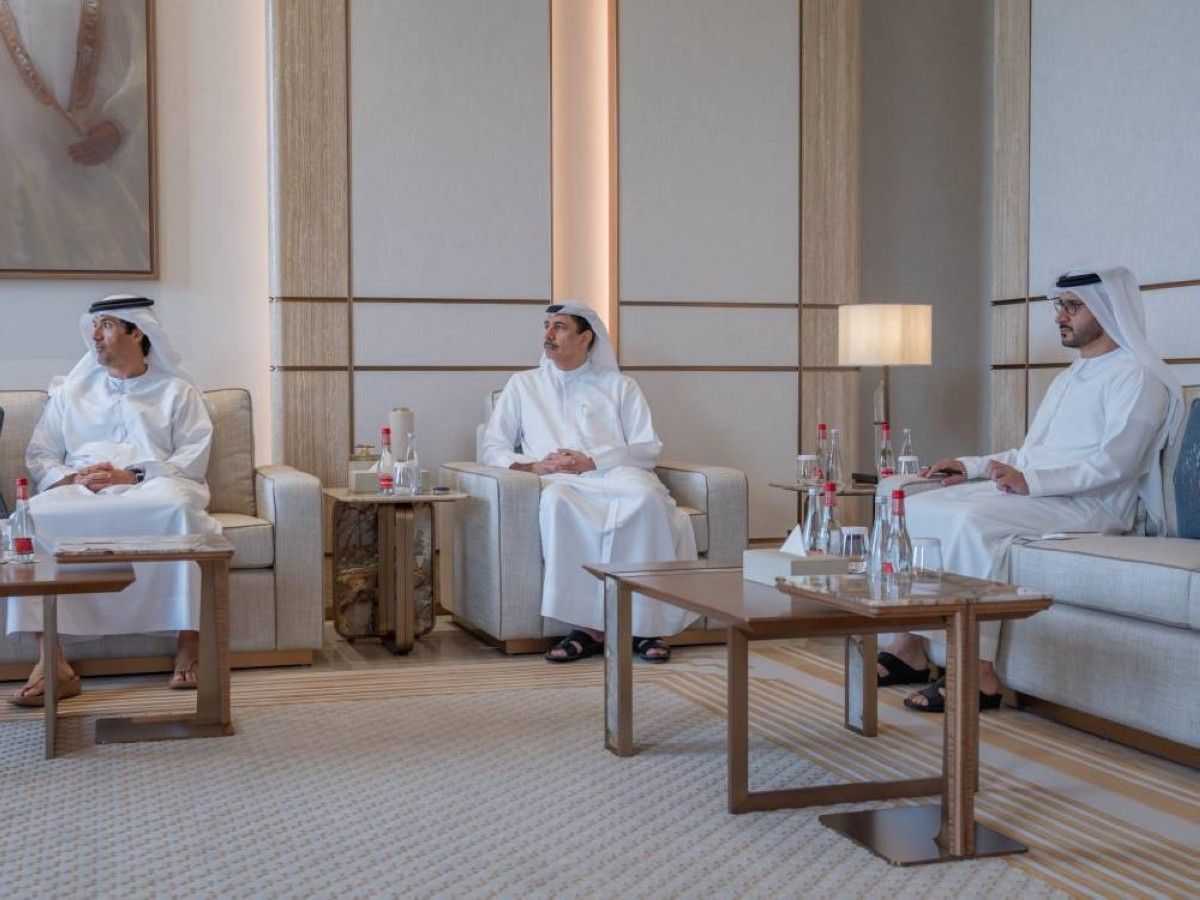 مكتوم بن محمد: المؤسسات الاستثمارية العالمية تتجه نحو دبي باعتبارها قاعدة للانطلاق والنمو