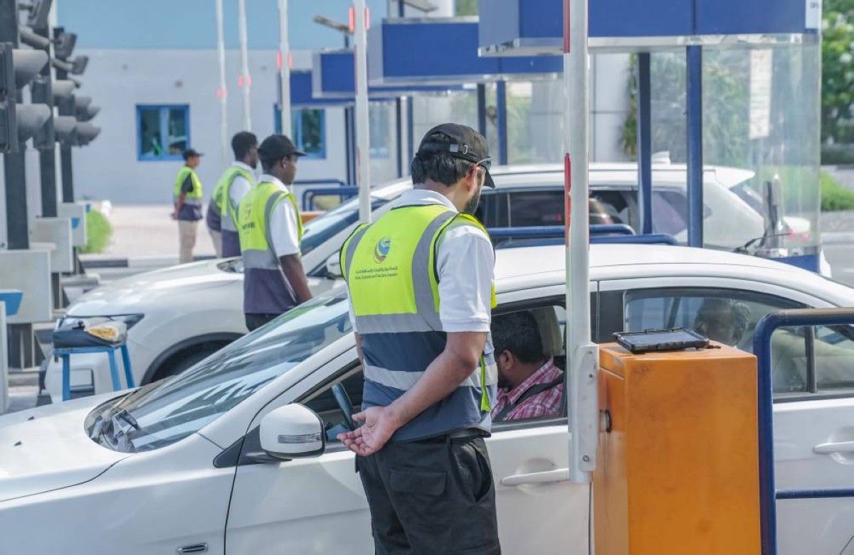 دبي.. دخول أكثر من 9 ملايين مركبة عبر المنافذ والمناطق الحرة