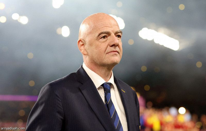 «كاف» يدعم إنفانتينو في انتخاب رئيس «فيفا»