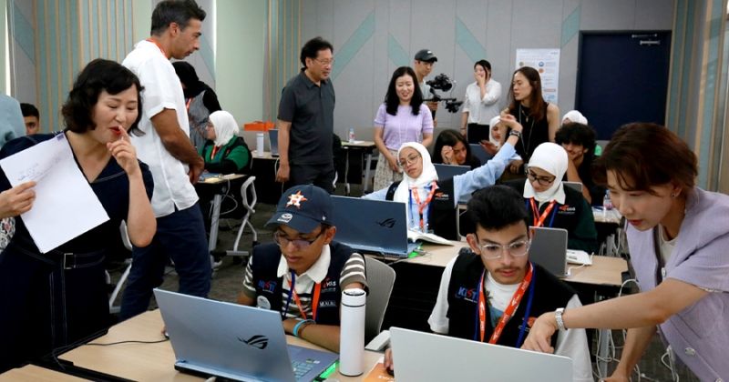 نشاط سابق لطلبة المركز