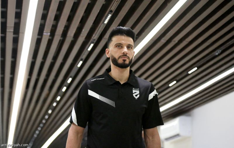 الحزم.. 3 تعديلات أمام الهلال.. و5 أجانب