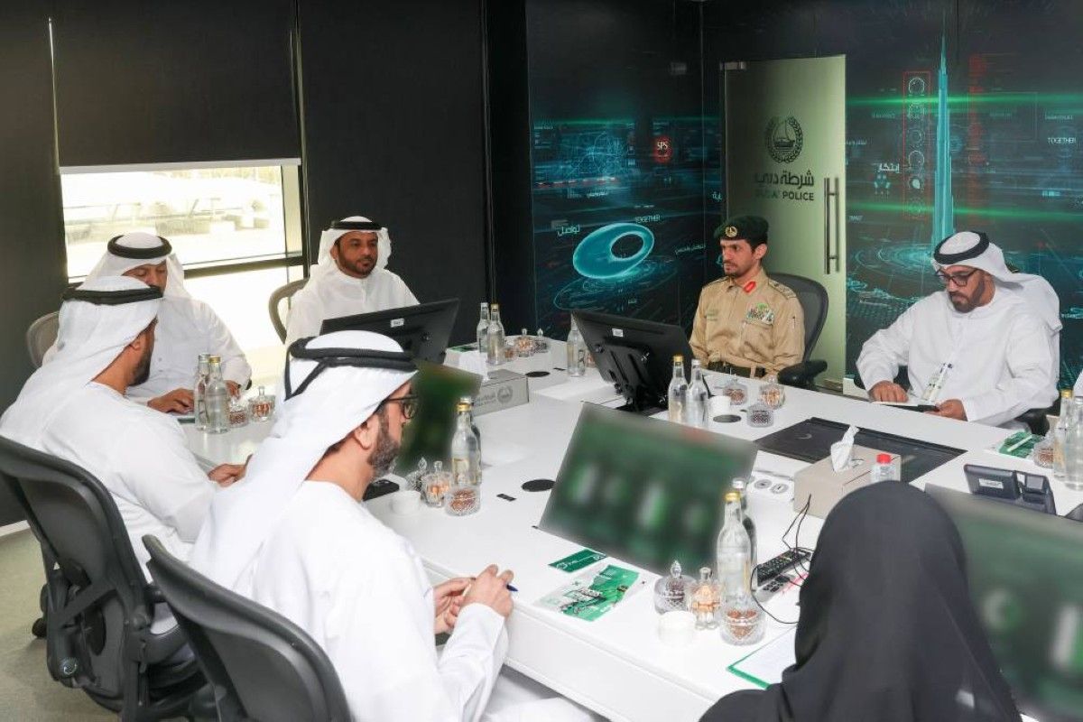 شرطة دبي تؤكد دور البيانات الذكية في تطوير العمل