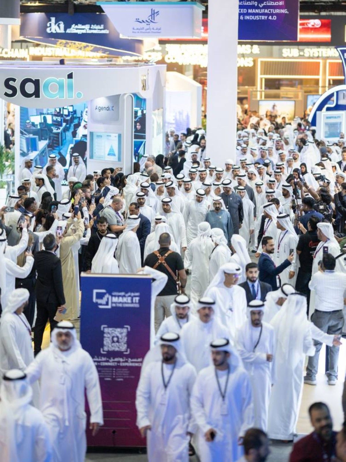 محمد بن راشد: الإمارات لا تنتظر المستقبل بل تصنعه الآن