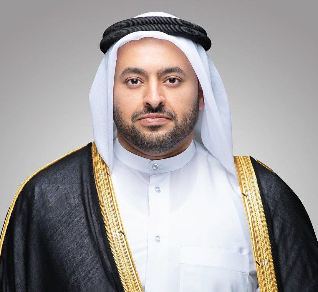 وزير الدولة بوزارة الخارجية يجتمع مع مسؤولين أمريكيين