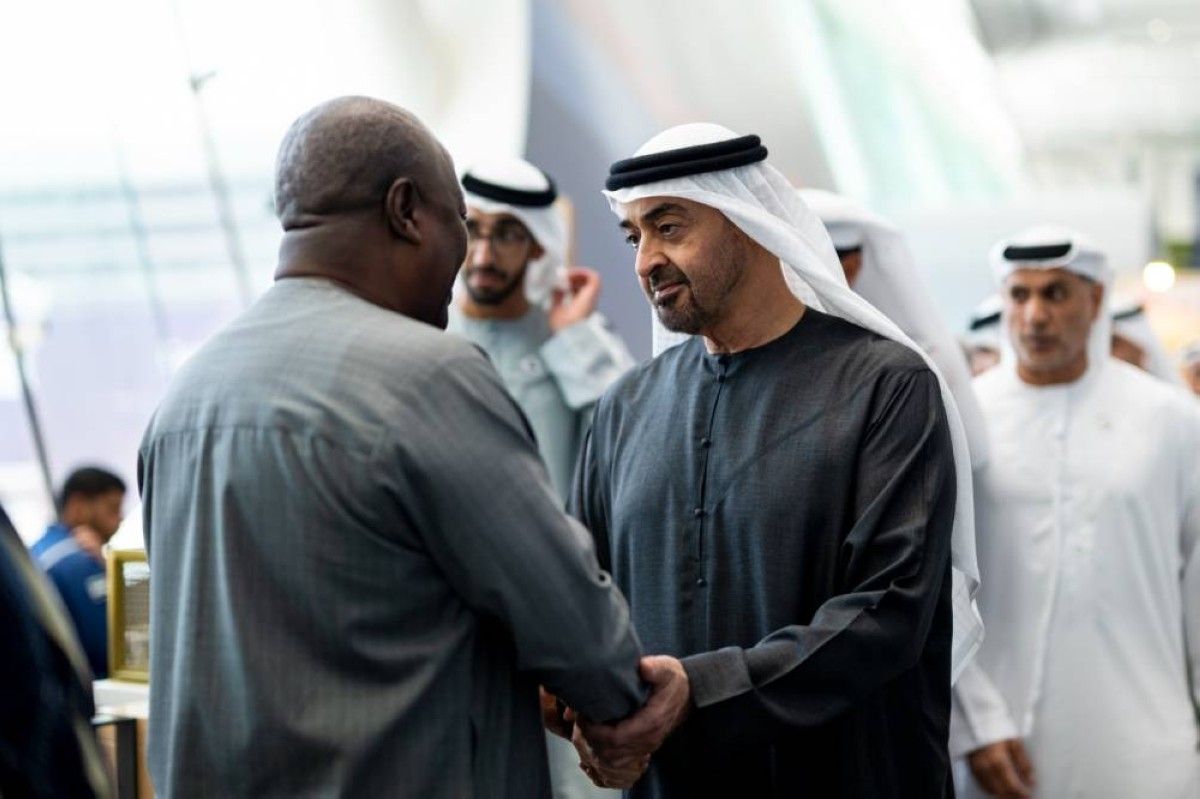 رئيس الدولة ورئيس غانا يبحثان تعزيز علاقات التعاون بين البلدين