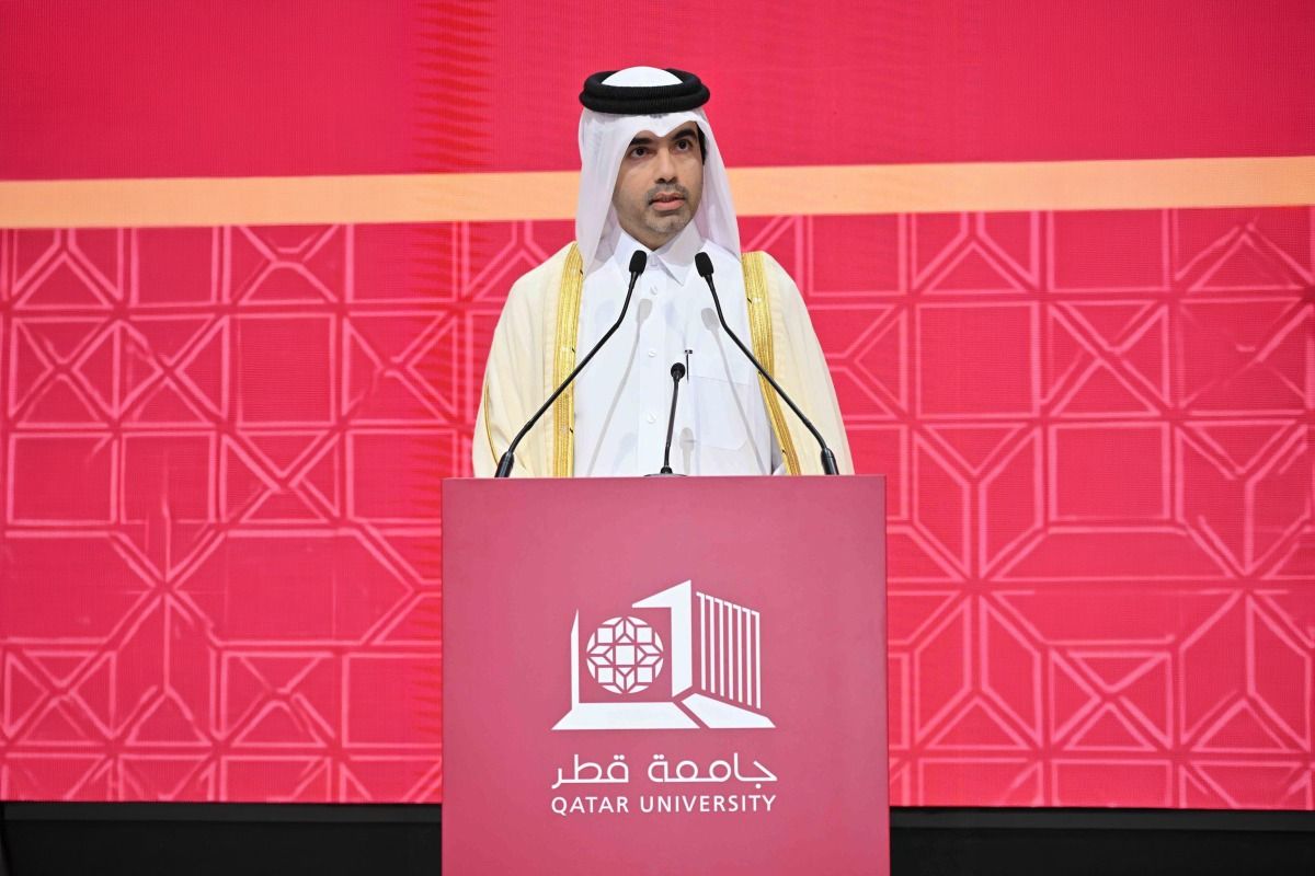 وكيل الوزارة يشارك في حفل تخريج طالبات كلية القانون وكلية الشريعة بجامعة قطر
