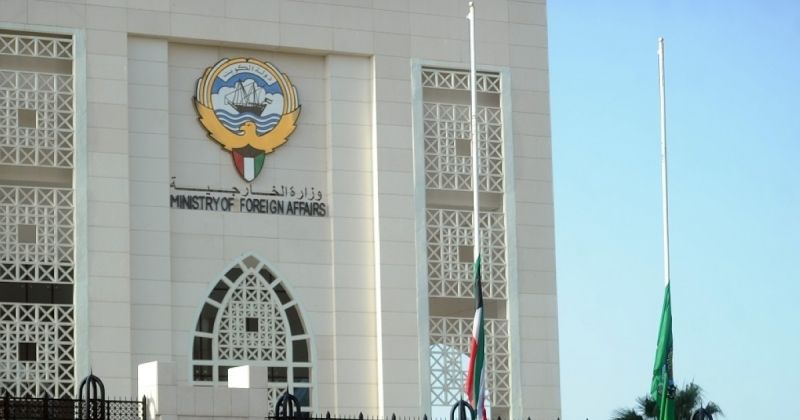 الكويت تدين وتستنكر استهداف موقع في ساحة مطار الخرطوم الدولي