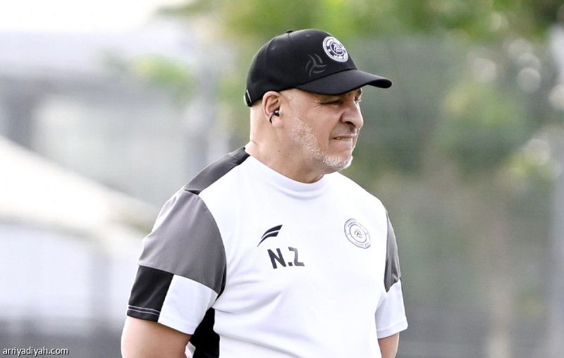 زكري يطارد النصر في «العاشرة»