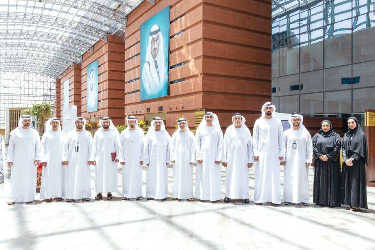 نيابتا أبوظبي والشارقة تبحثان التعاون القضائي وتبادل الخبرات