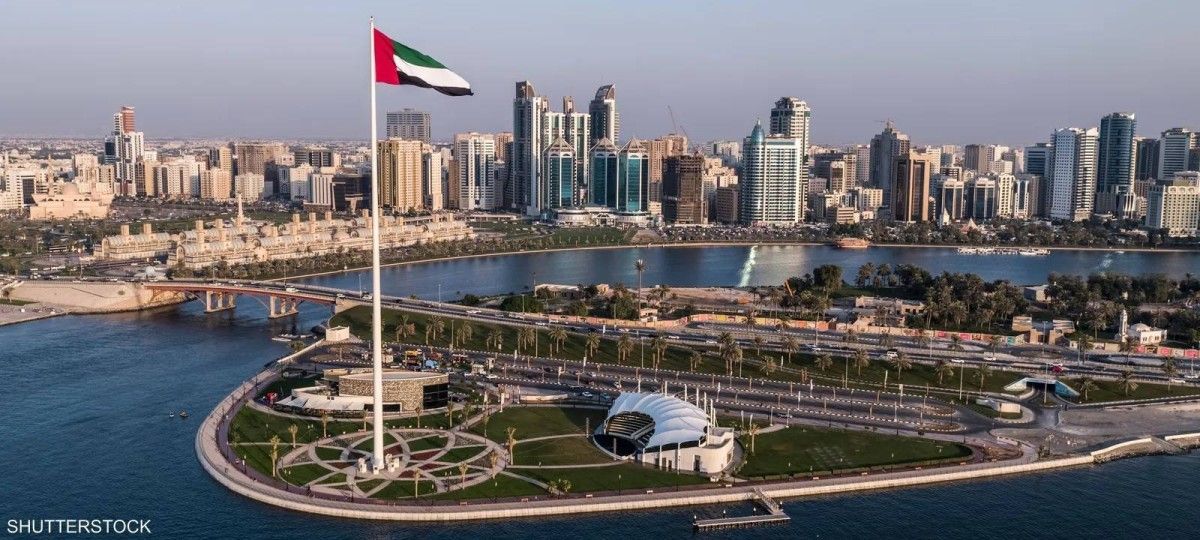 «فوربس»: بوصلة اقتصاد الإمارات تتجه بذكاء نحو الشرق