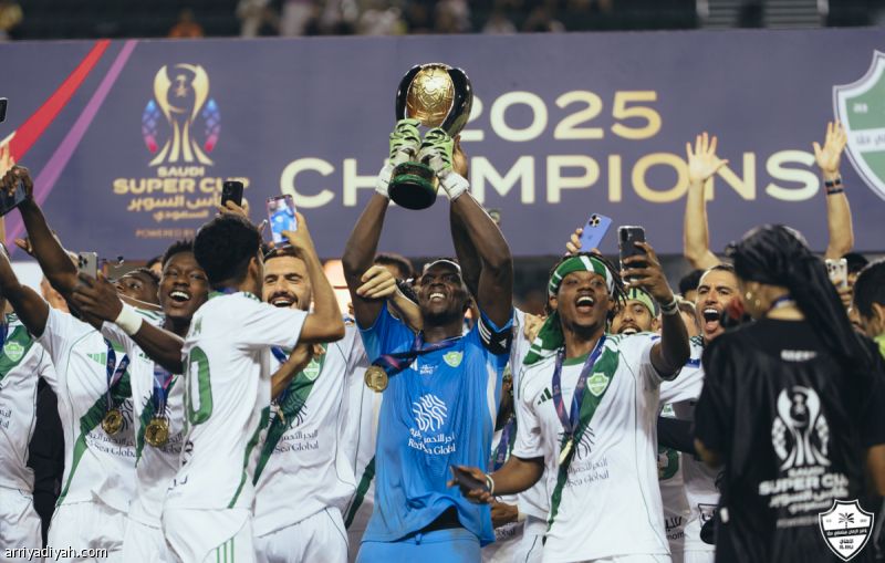 وفد يتفقد ملاعب الكويت قبل السوبر السعودي