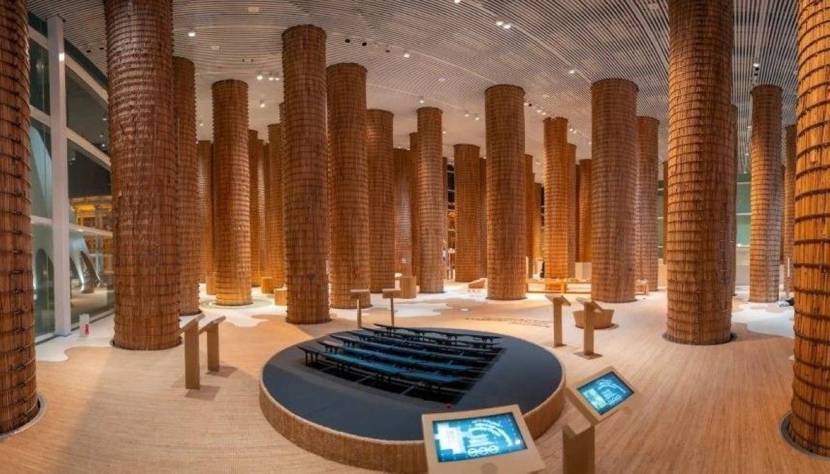 جريد النخيل في جناح الإمارات بـ «إكسبو أوساكا» لمتضرري زلزال اليابان