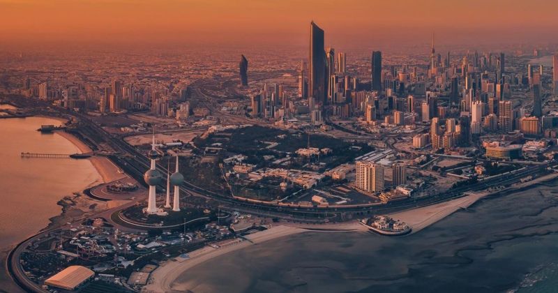 الكويت لإيران: أوقفوا عداءكم