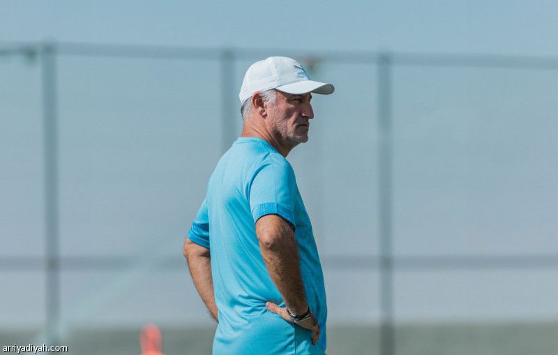 جالتييه: الهلال صعب.. والتتويج ينتظر النصر