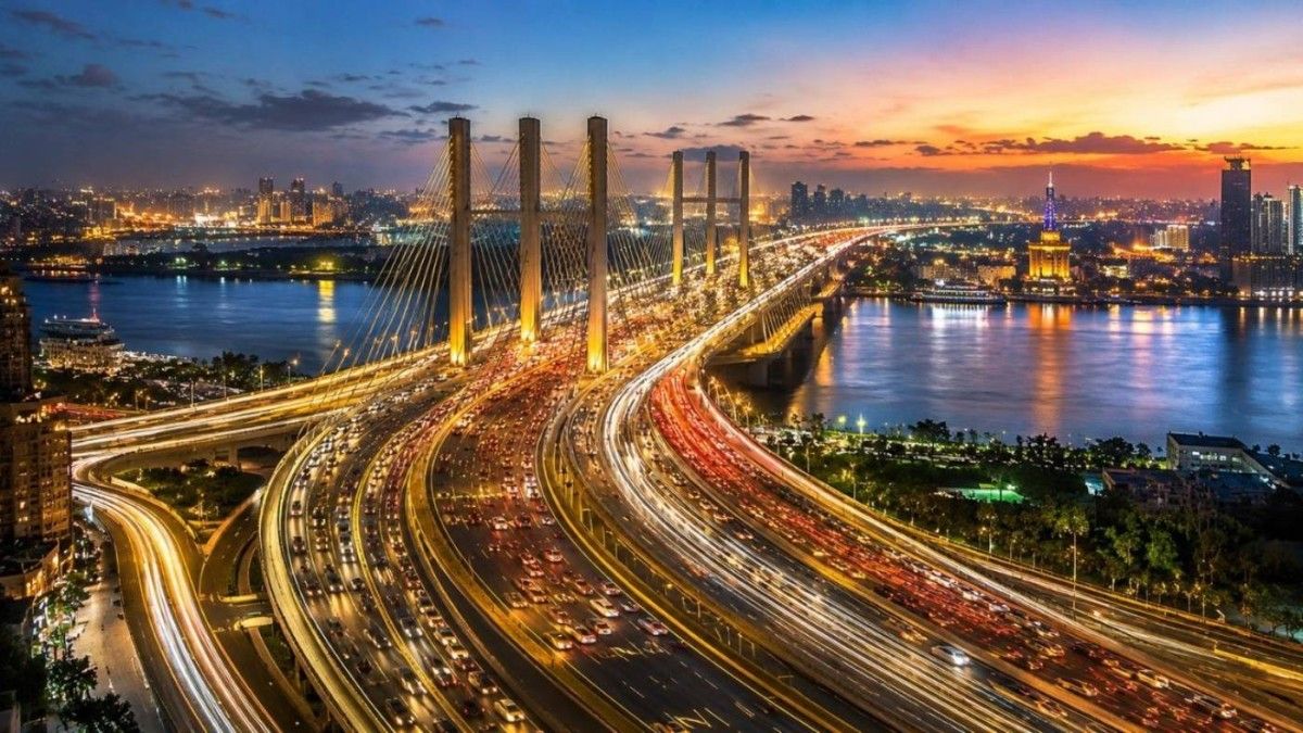 مدينة فوق النهر.. "تحيا مصر" يتحول إلى عملاق فوق النيل