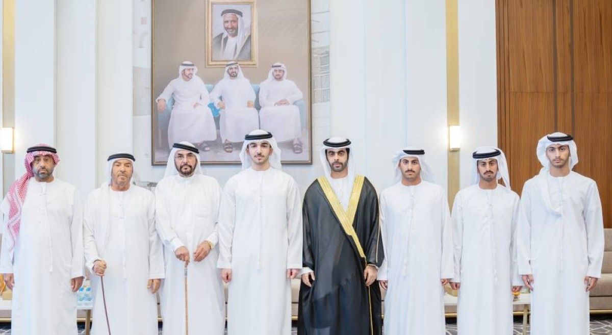 محمد بن راشد بن محمد يحضر أفراح الكتبي والهلي