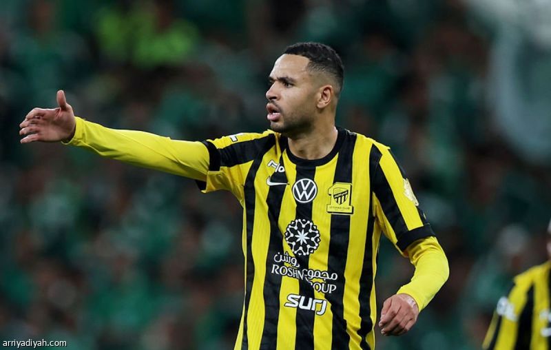 الاتحاد.. كونسيساو يفاضل بين النصيري وألينيخيا